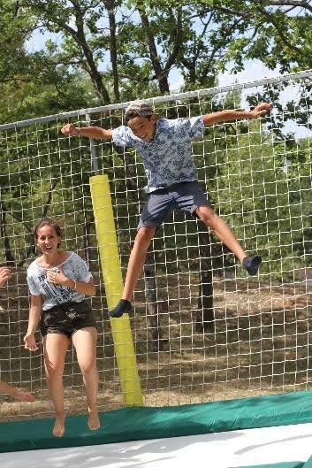 activité en colonie été France Ardèche