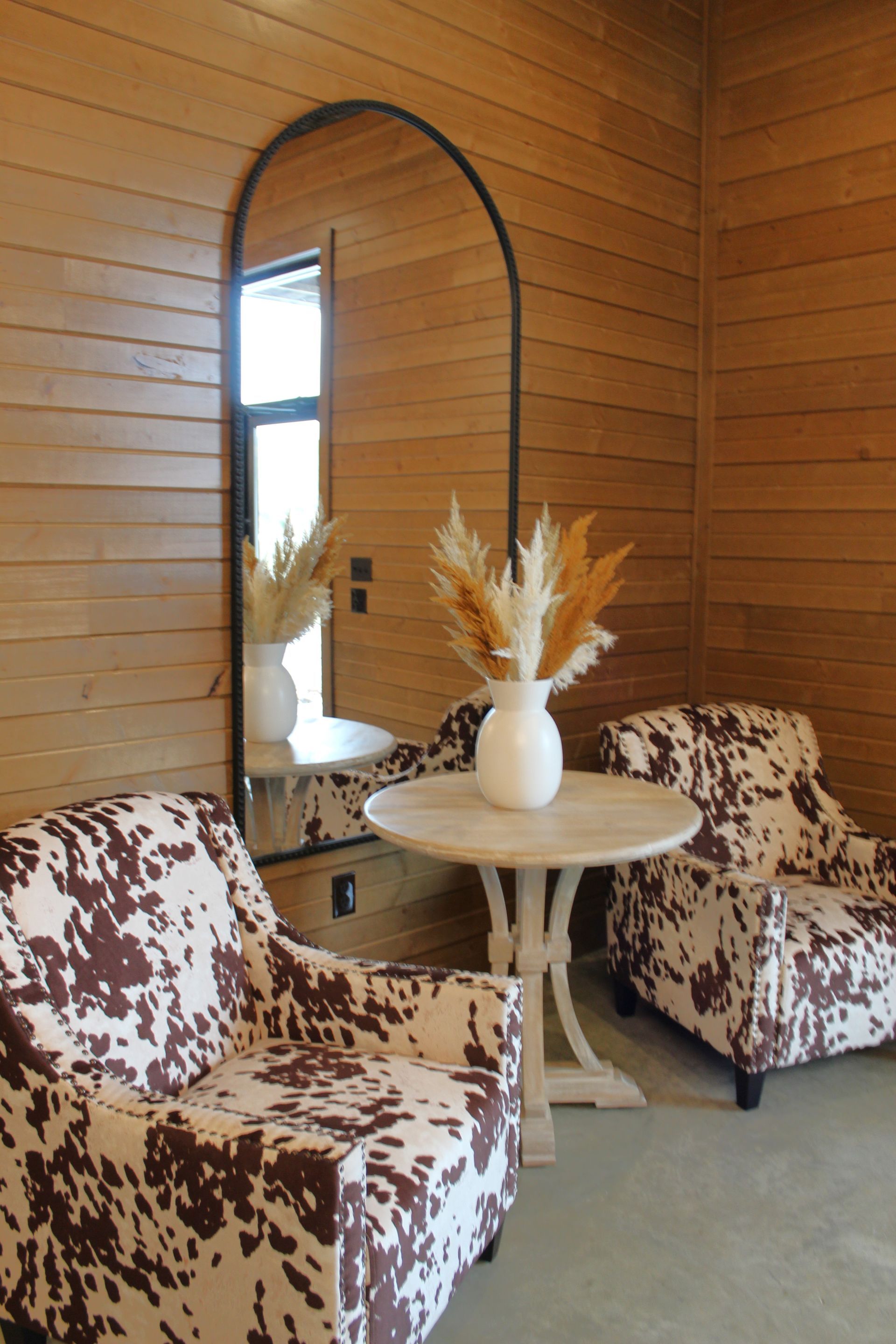 The foyer features a seating area and offers enough space for small receptions, showers and birthday parties. 