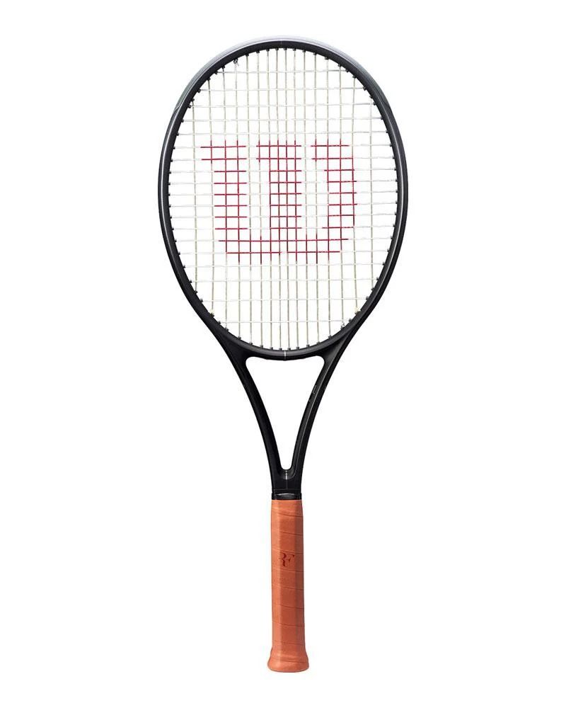 Racchetta da tennis Wilson nera e marrone, con impugnatura e logo marroni.