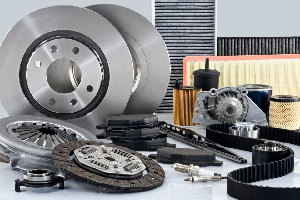 Magazzino pezzi di ricambio