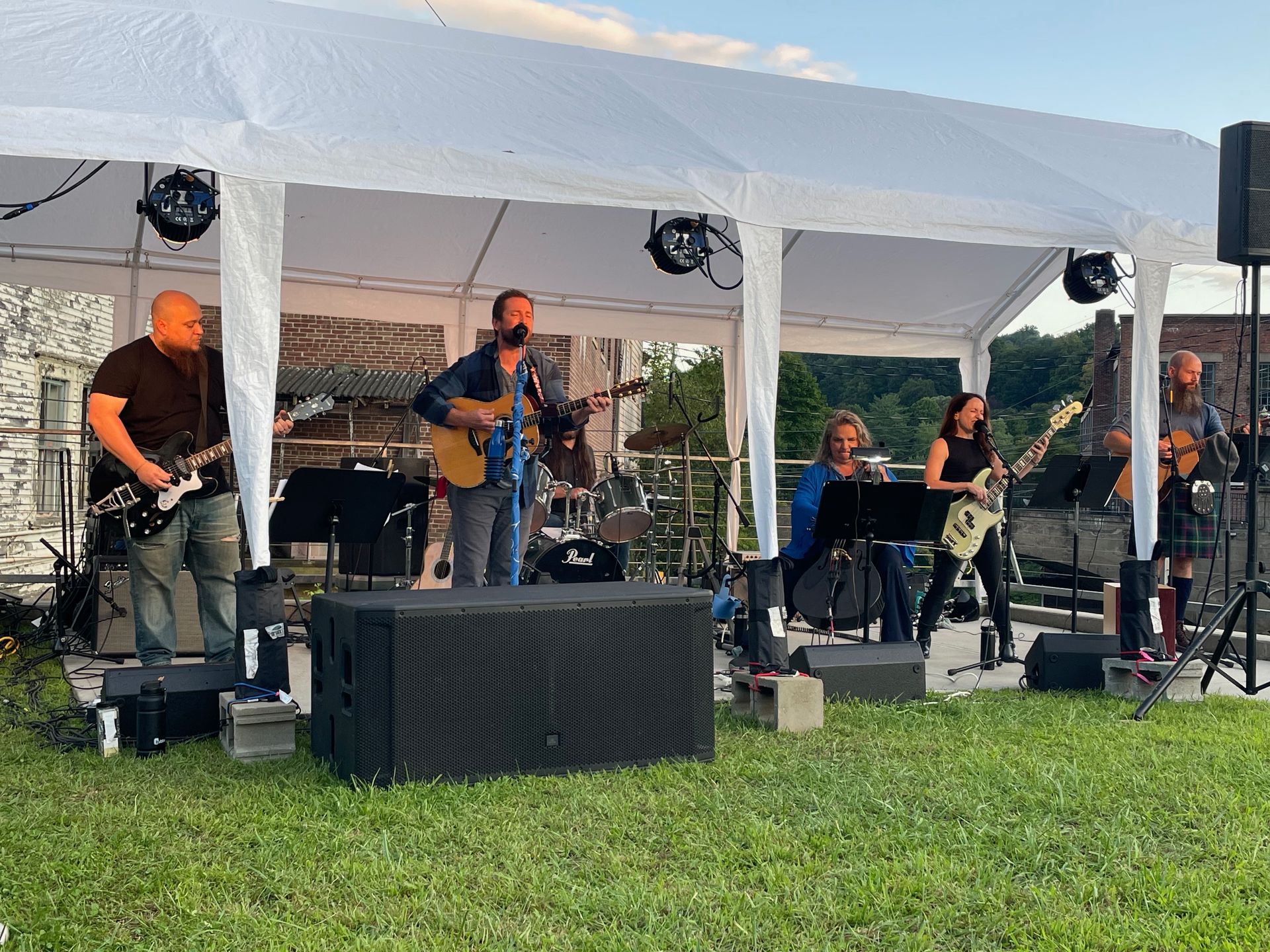 Matt Munroe and The Black River Band - Springfield, VT