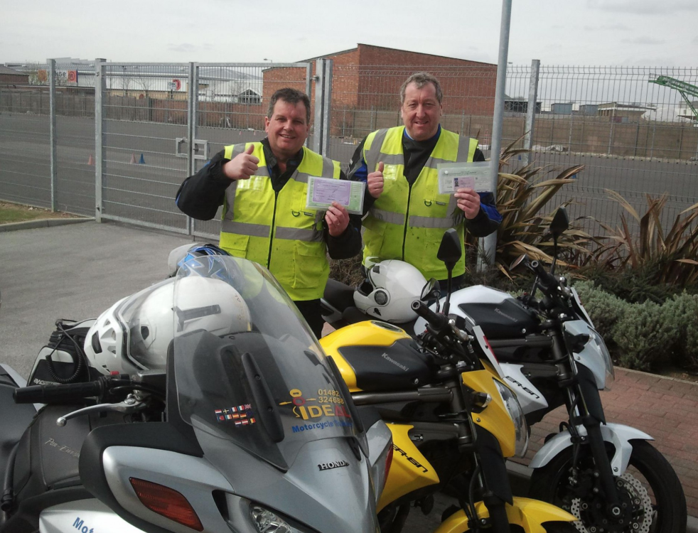 Two happy chappies :)