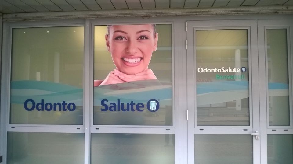 insegna non luminosa per aziende sanitarie