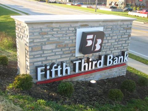 fifth third bank sign