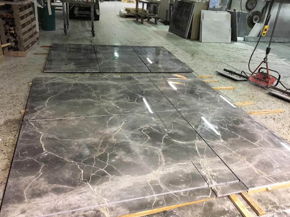 pavimento in pietra per bagni