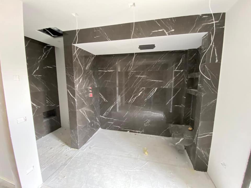 rivestimento in marmo per bagno