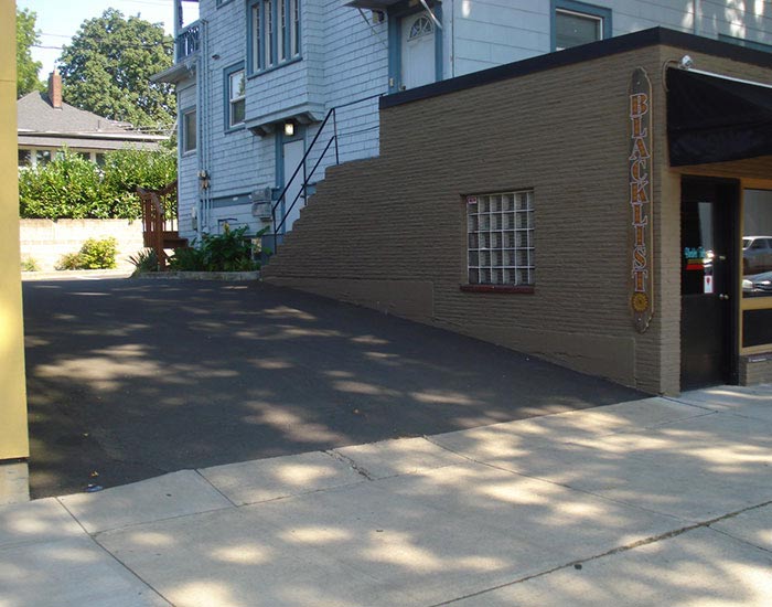 Parking Area - Broadway Veterinary Clinic in Portland, OR