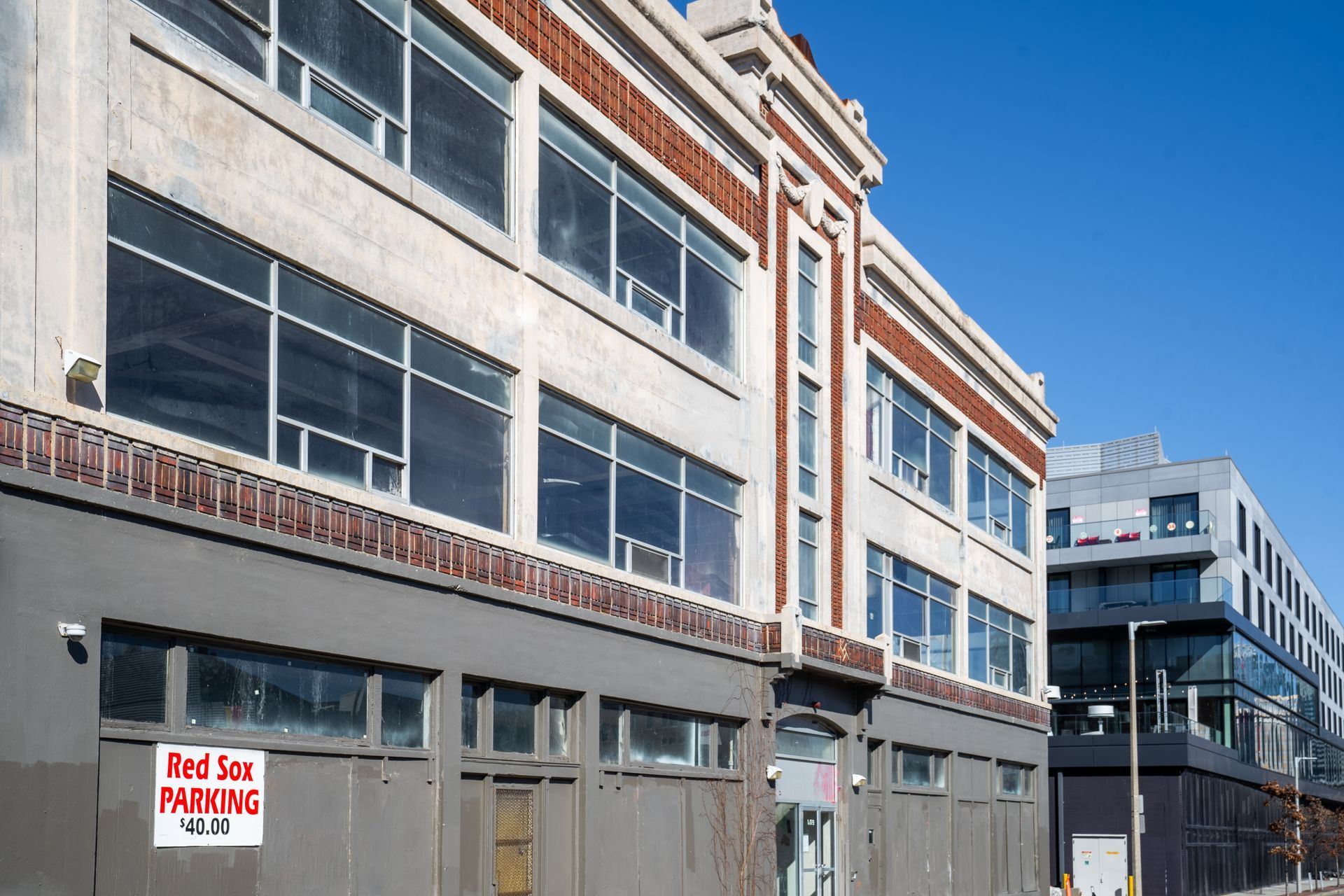 601 Newbury St Boston, MA