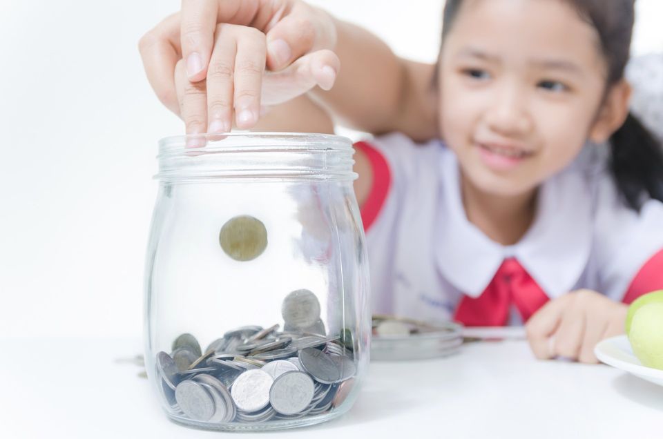 Four simple ways to teach kids to save money