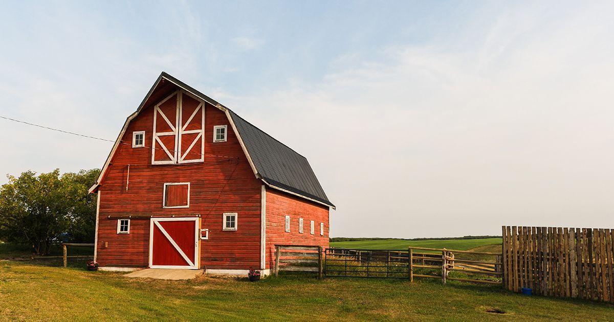Photo of the Albrecht-Lehmann barn taken by Sydney Hampshire for Heritage Barns of Flagstaff.