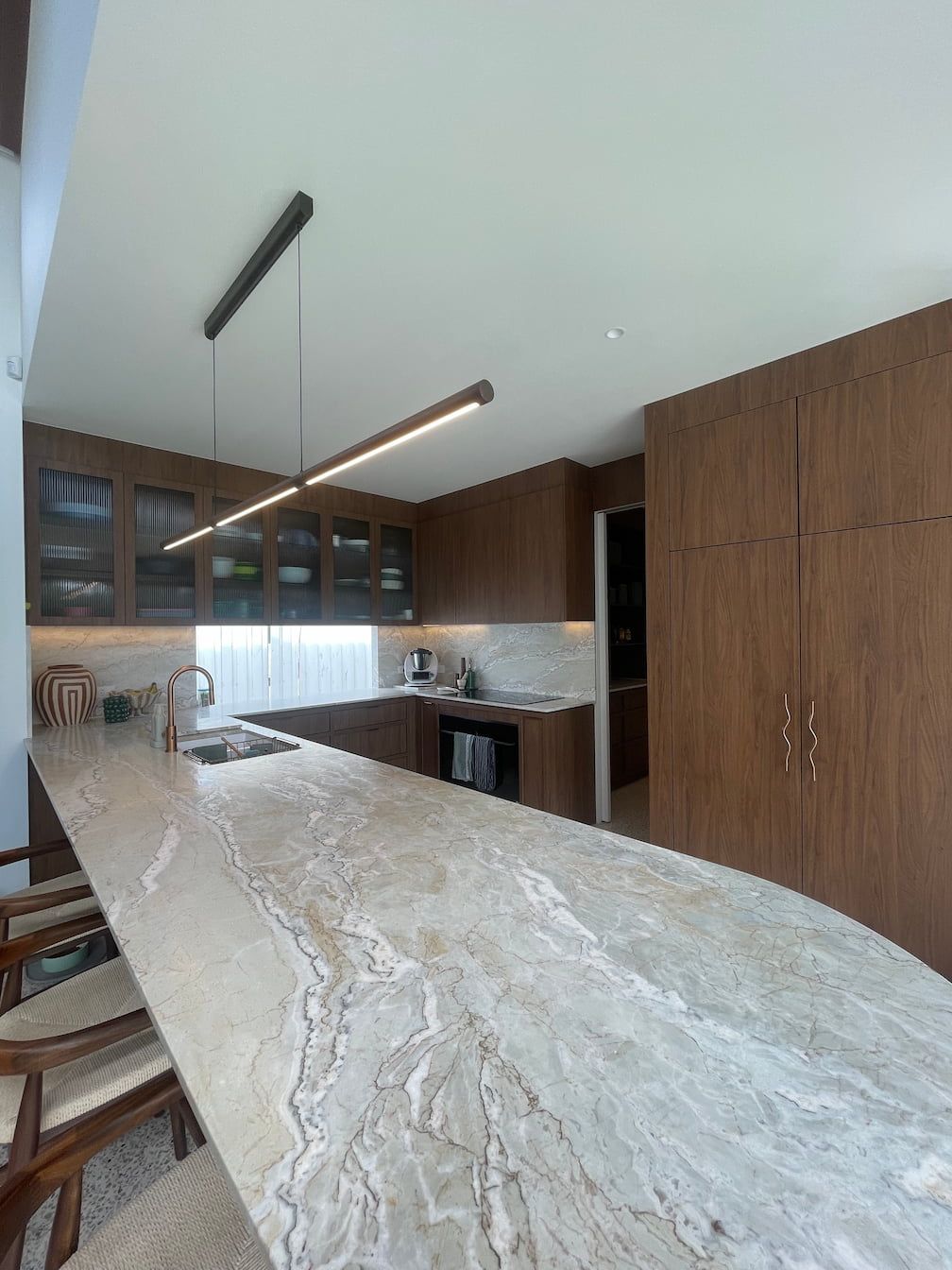 A clean gold coast stove top