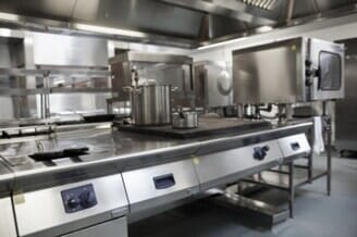 ThinkstockPhotos-479703139 - professional kitchenv2