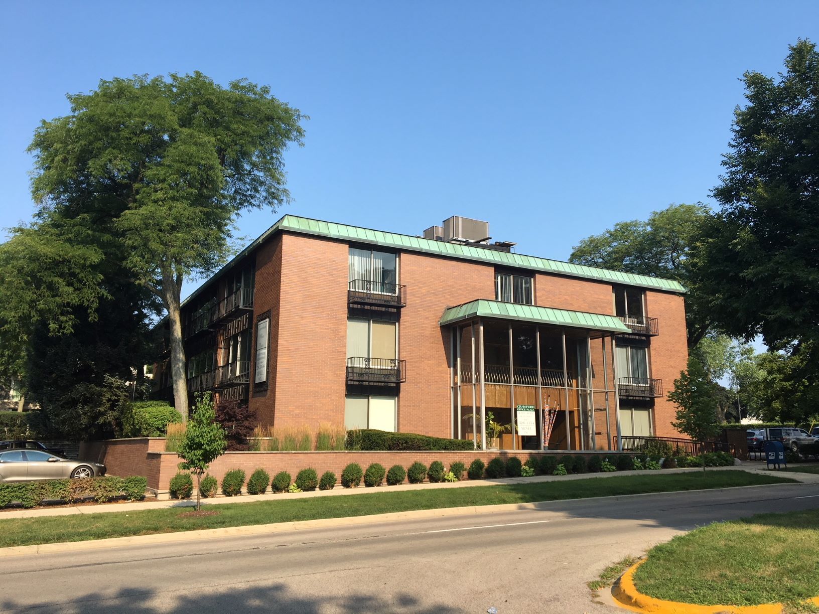 Exterior of Crawford Office Plaza - brick building