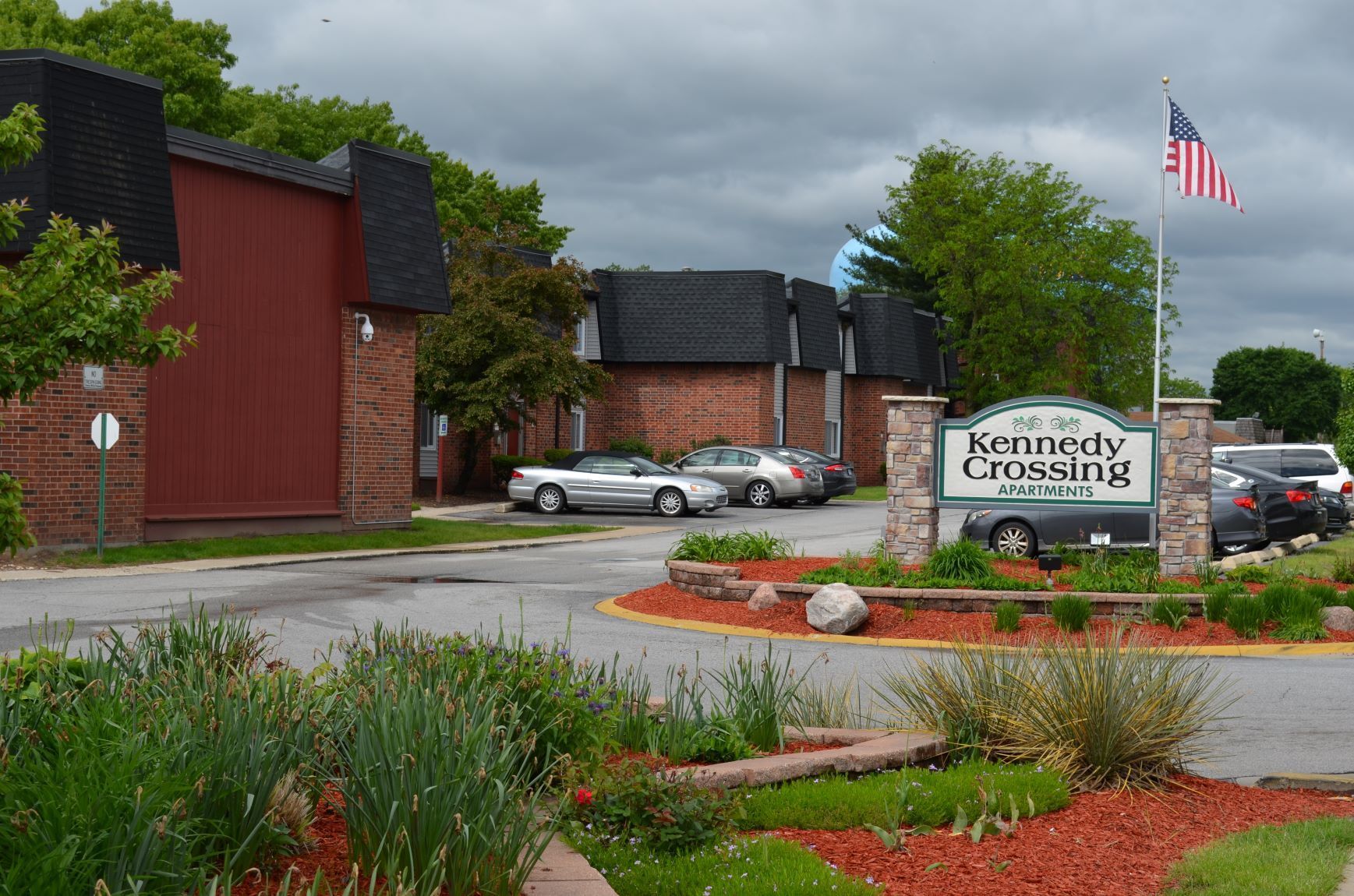 Exterior of Kennedy Crossing Apartments