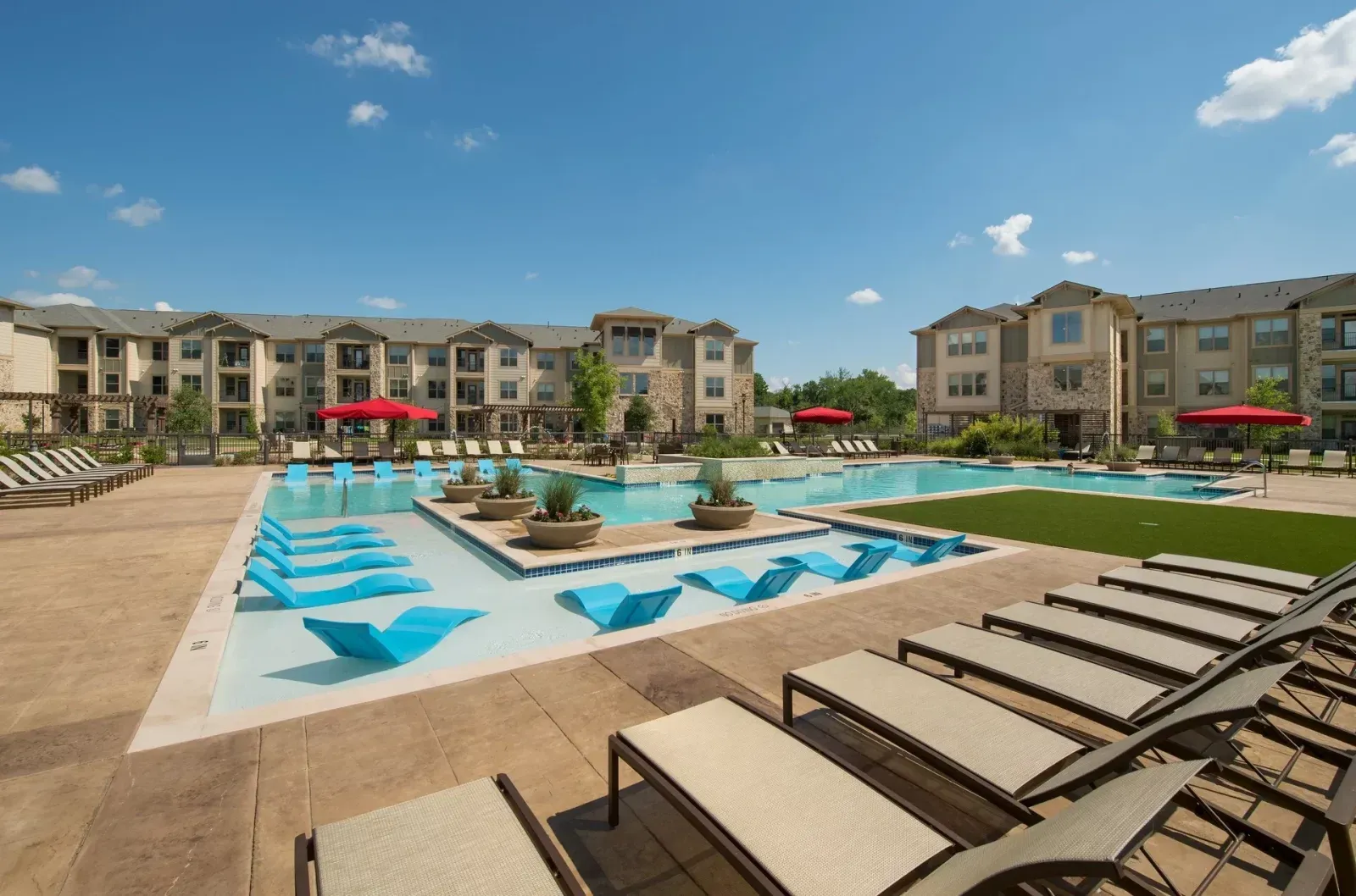 SoCo at Tower Point in College Station, TX