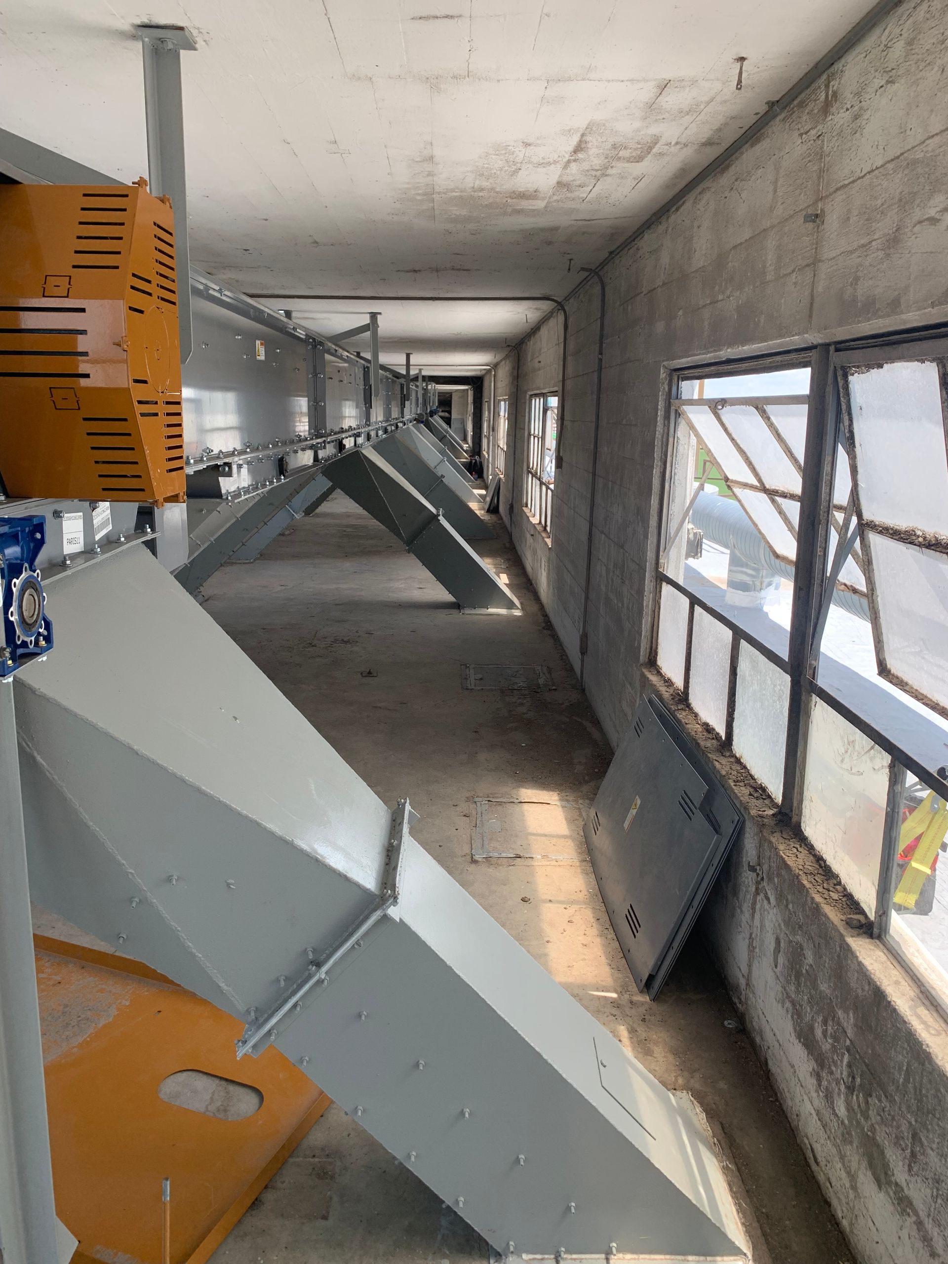 Steel Stand and Windows — Kearney, NE — M & N Millwright