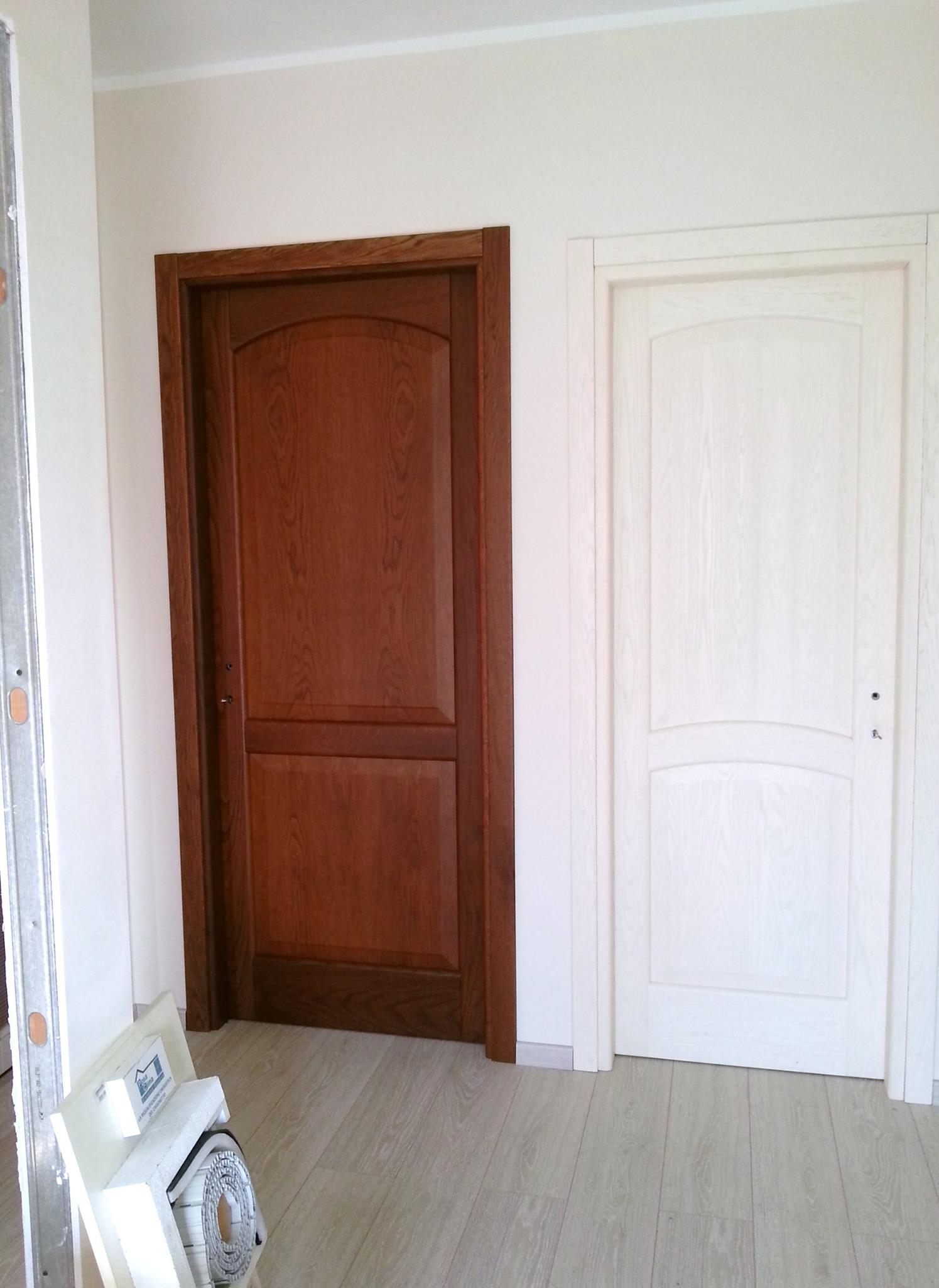 porta in legno lamellare