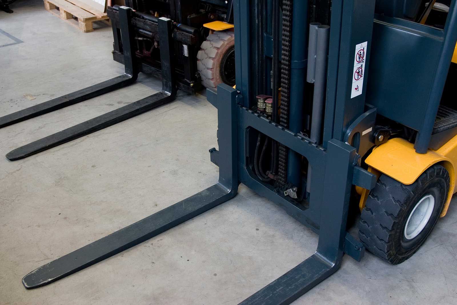 FORKLIFT MASTER