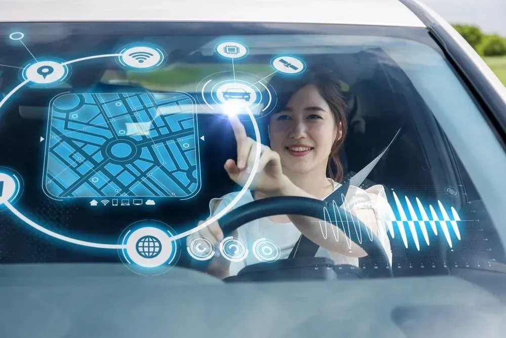 Windshield Using Augmented Reality (AR Display) in AZ