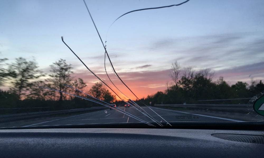 Cracks on Windshield in Arizona