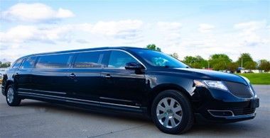 Black 8 Passenger Limousine — Louisville, KY — Ambassador Capital Limousine