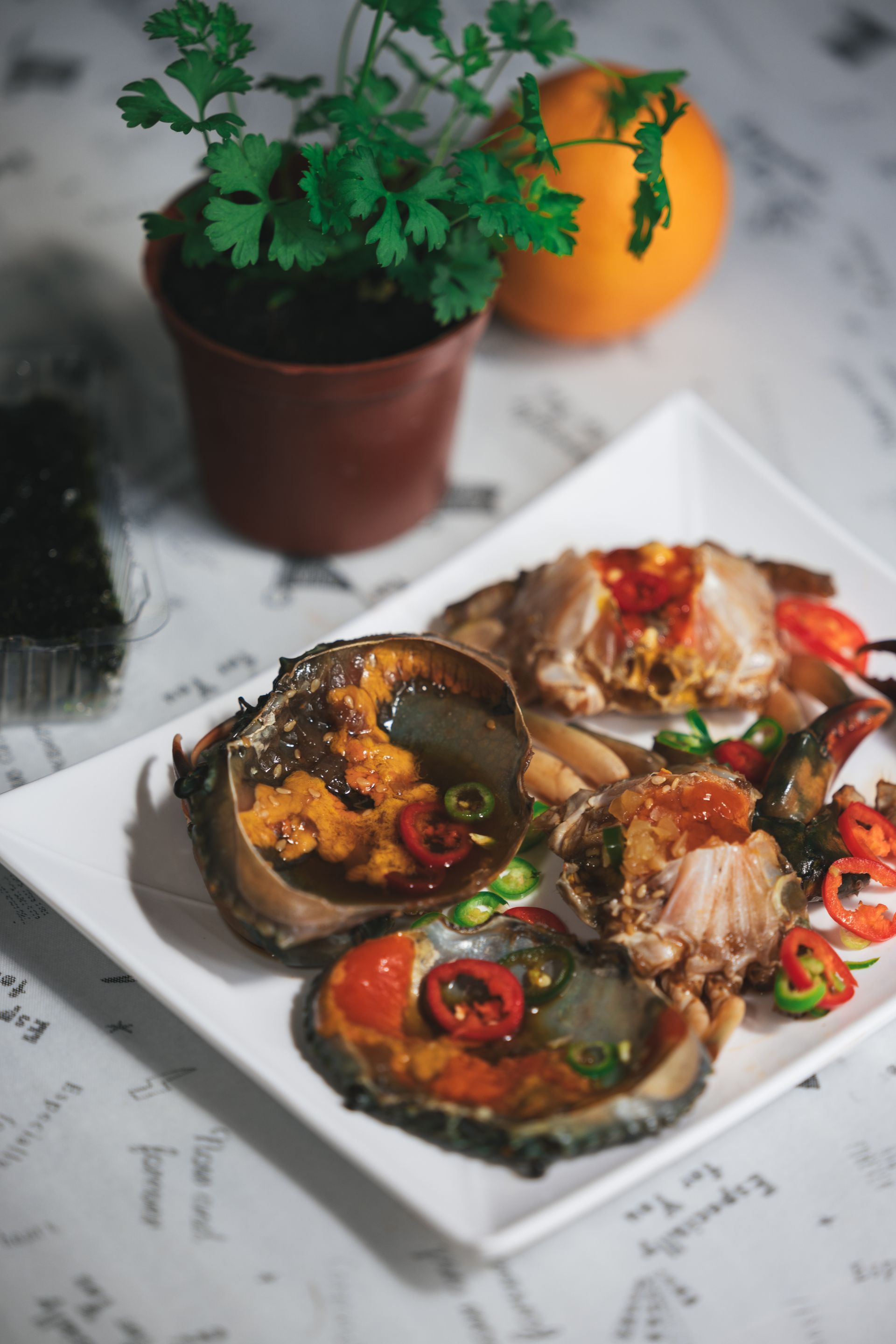 生醃爆蛋紅蟳(1隻)