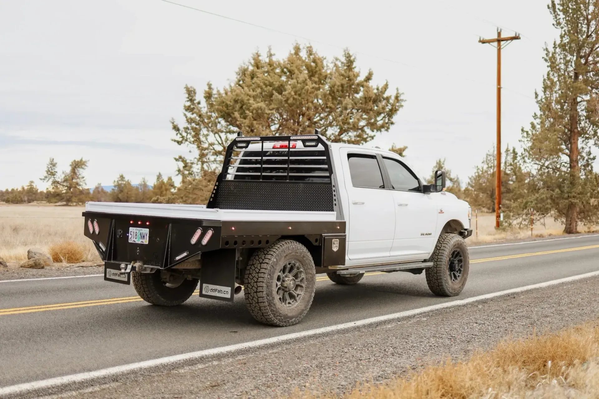 custom aluminum flatbeds