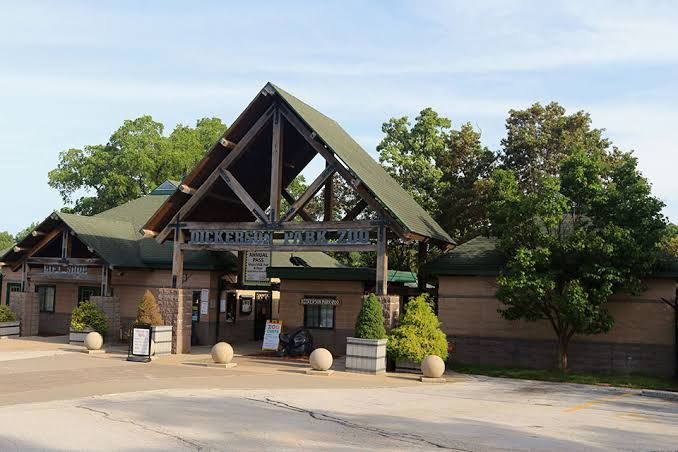 Dickerson Park Zoo