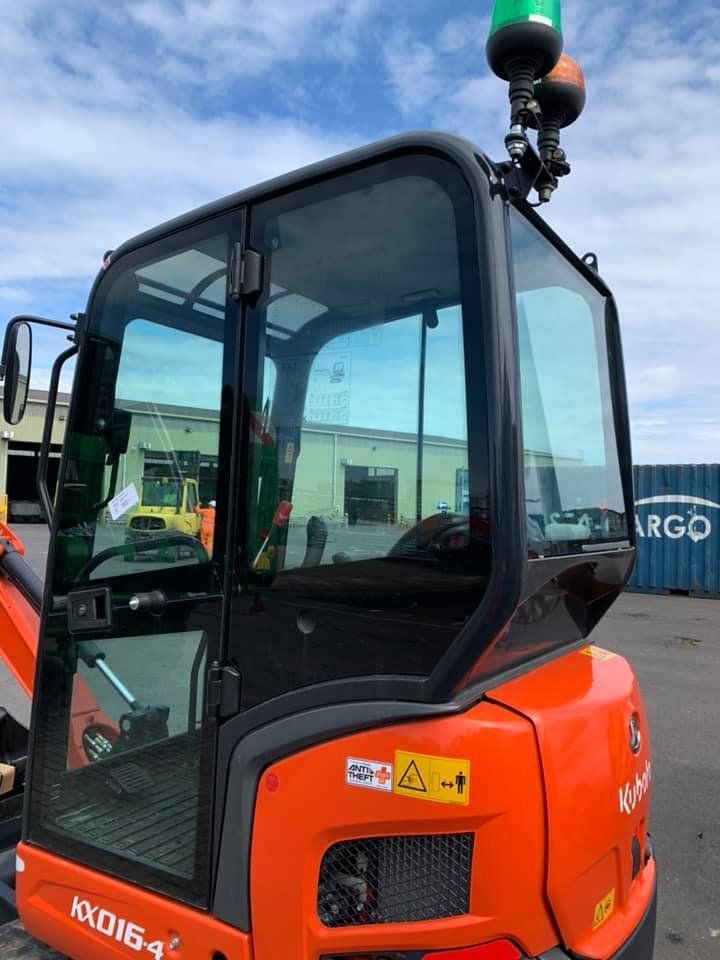 Commercial digger with new windows