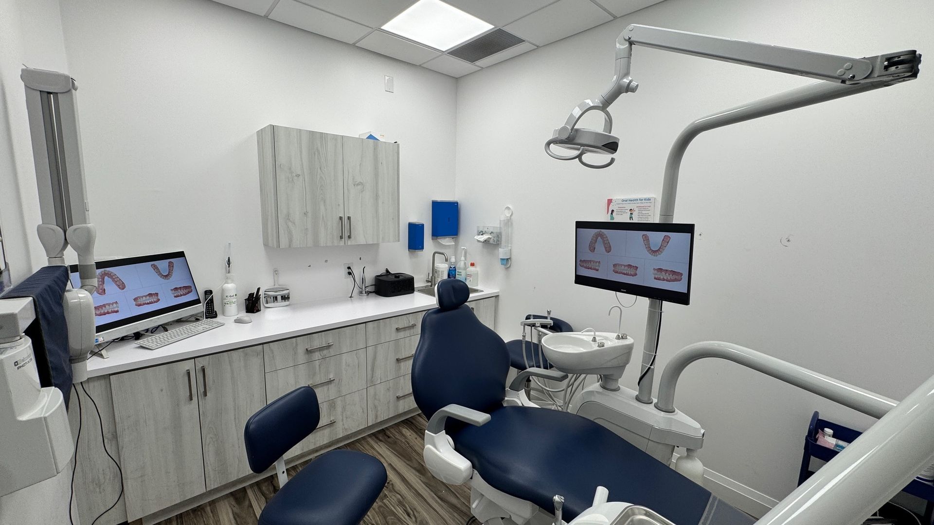 Revita Dentistry - Dental exam room