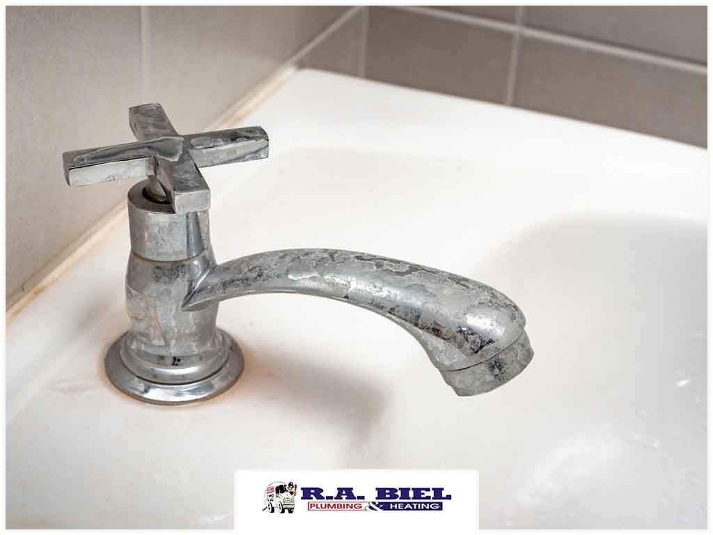 5 Signs You Need to Install a Water Softener