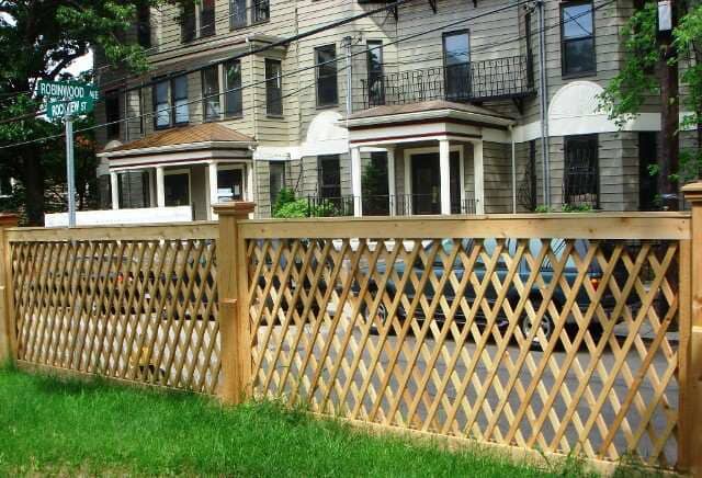 Victorian Lattice Topper Fence