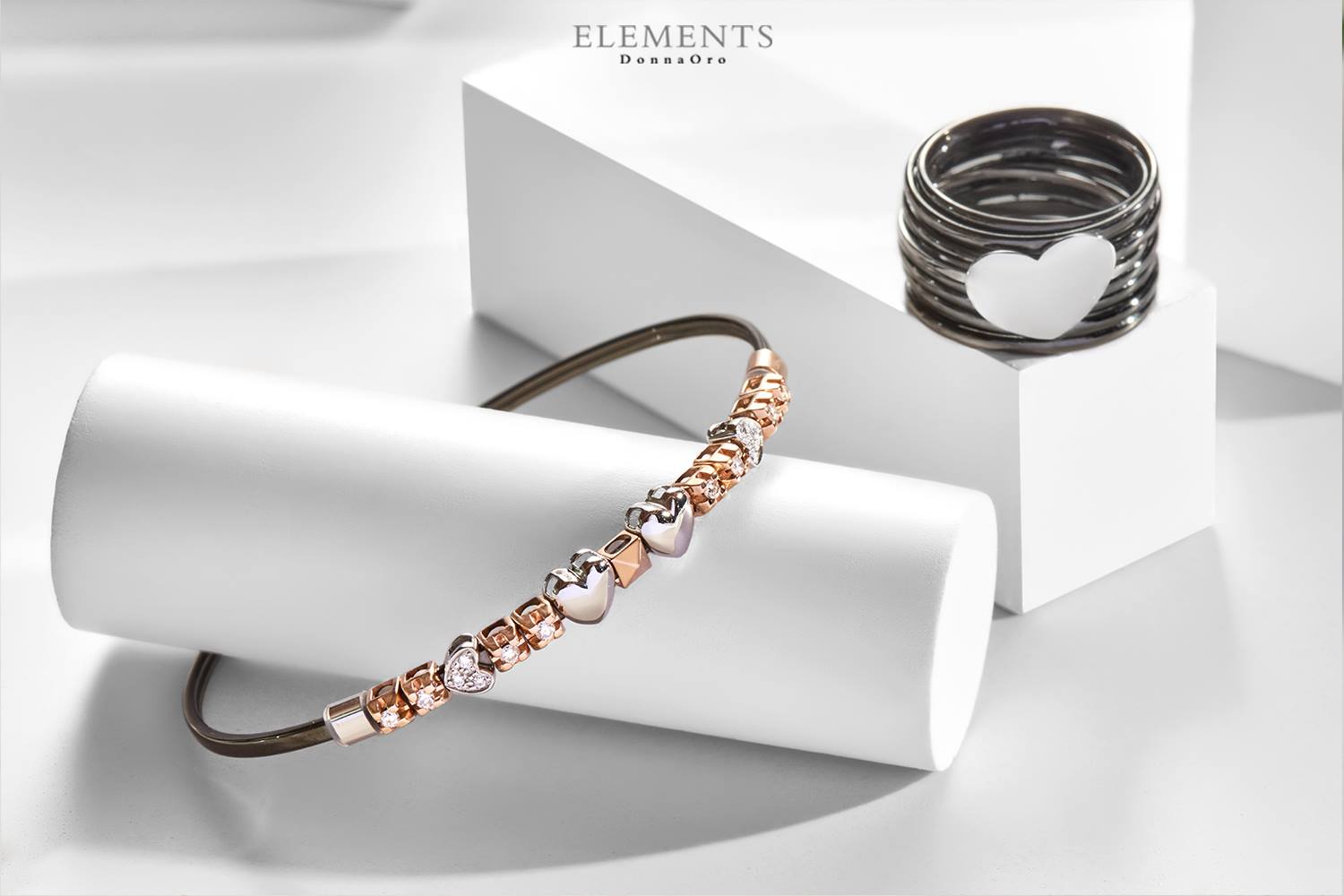 anello in oro bianco e oro rosso