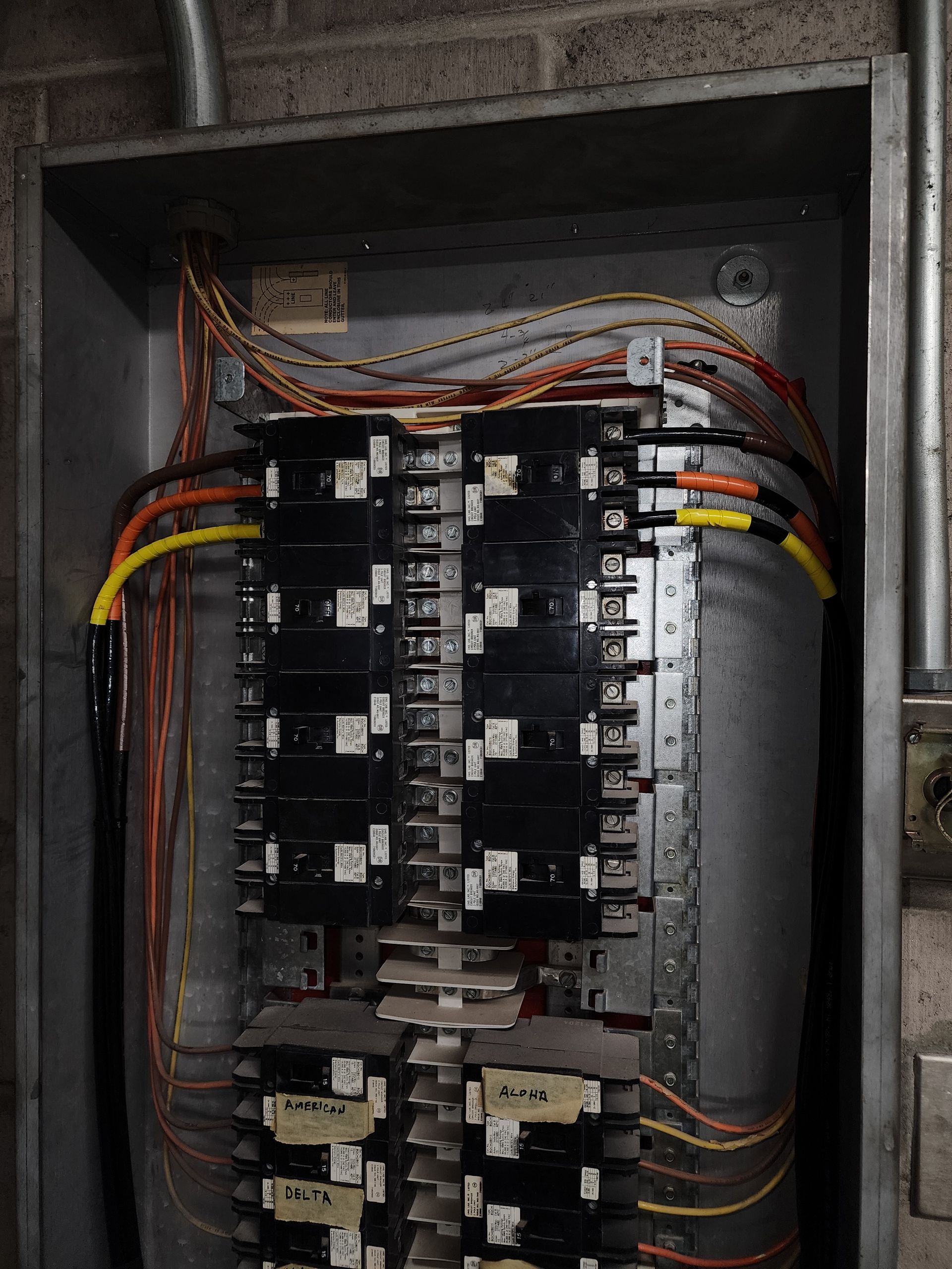 Electrical Panel – Puunene, HI - Hawaii Electrical Solutions LLC
