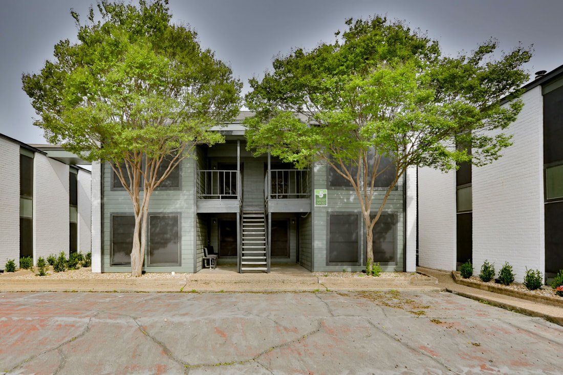 SHORT  HILLS  NORTH and link to property website