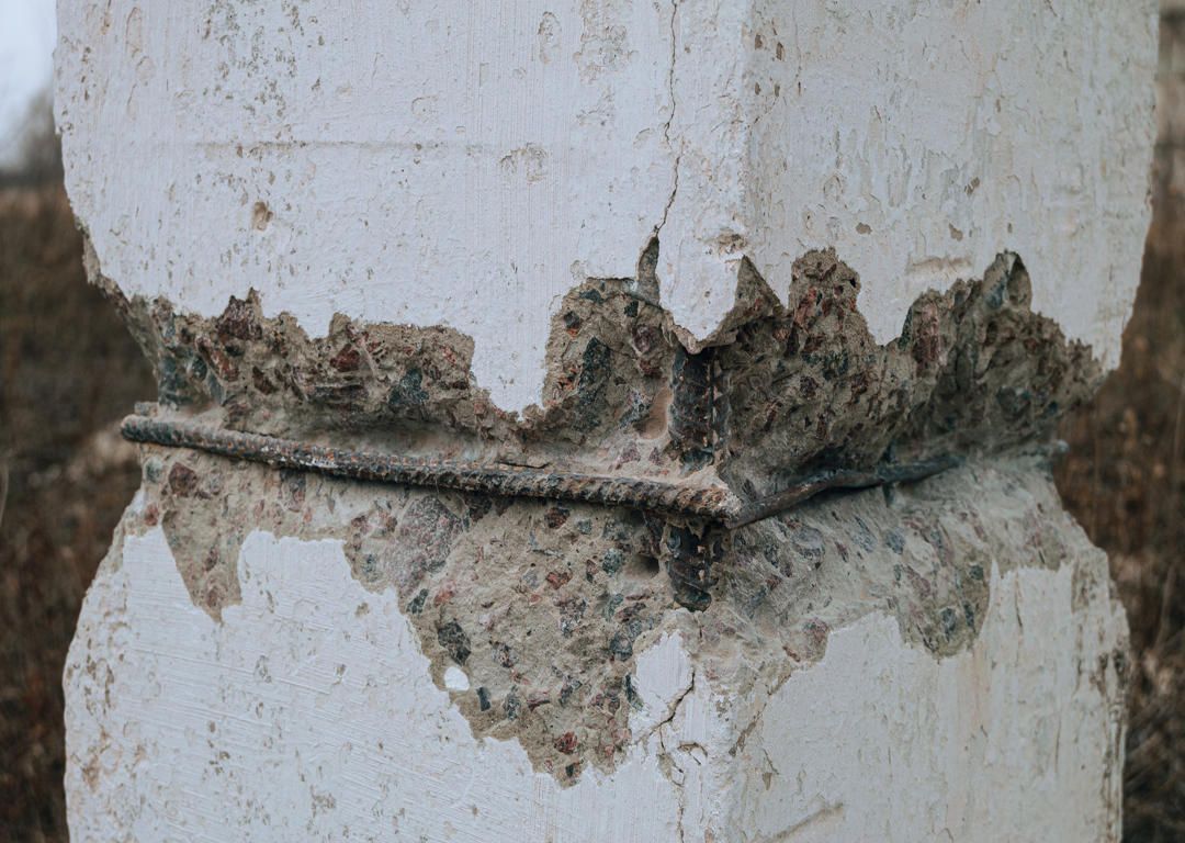 spot concrete damage