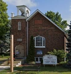 This is a photograph of Knox Presbyterian Church in Bayfield.