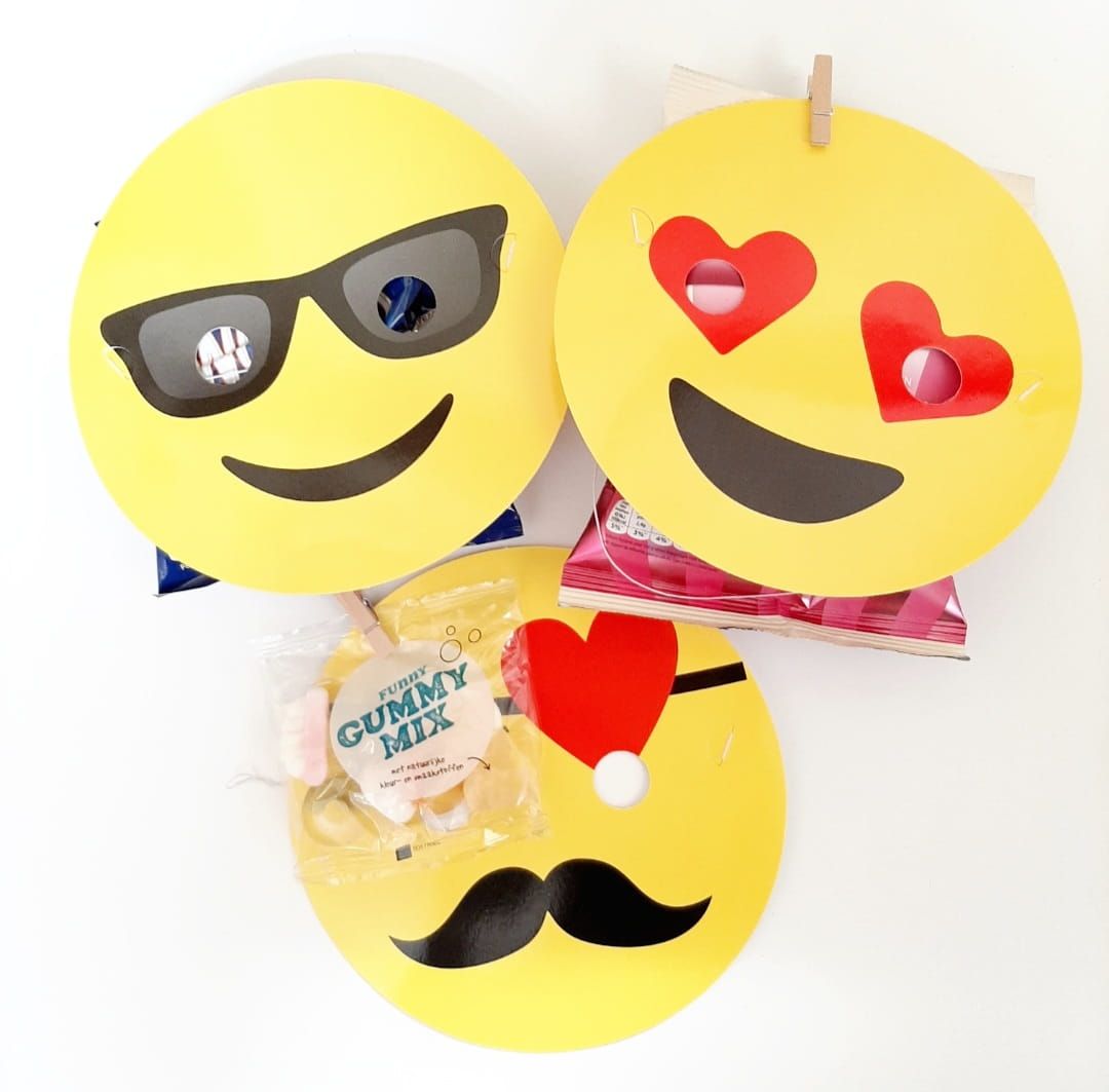 Maskers smiley (set van 6 stuks)