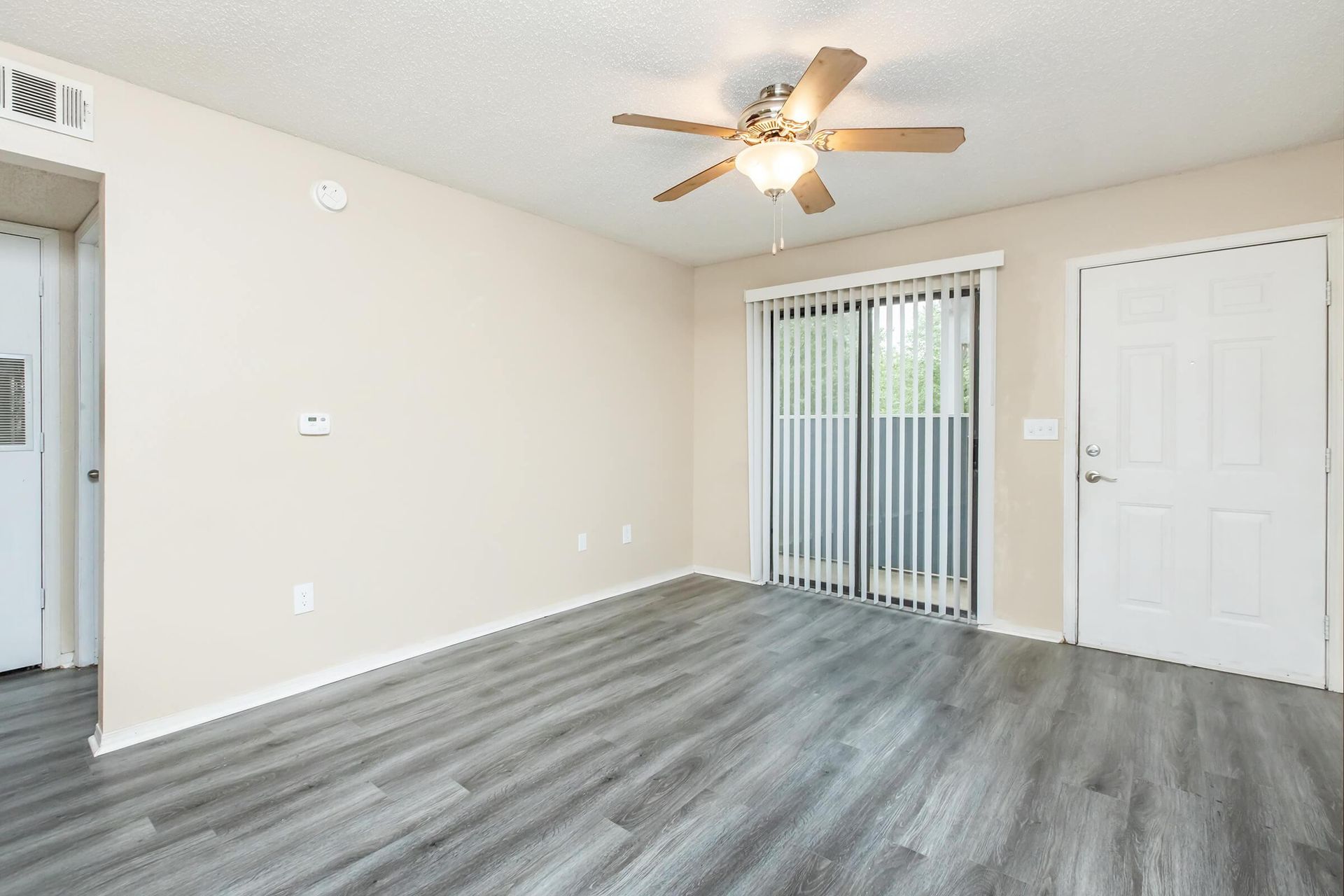 Living room at Mill Creek in Arkadelphia, AR.