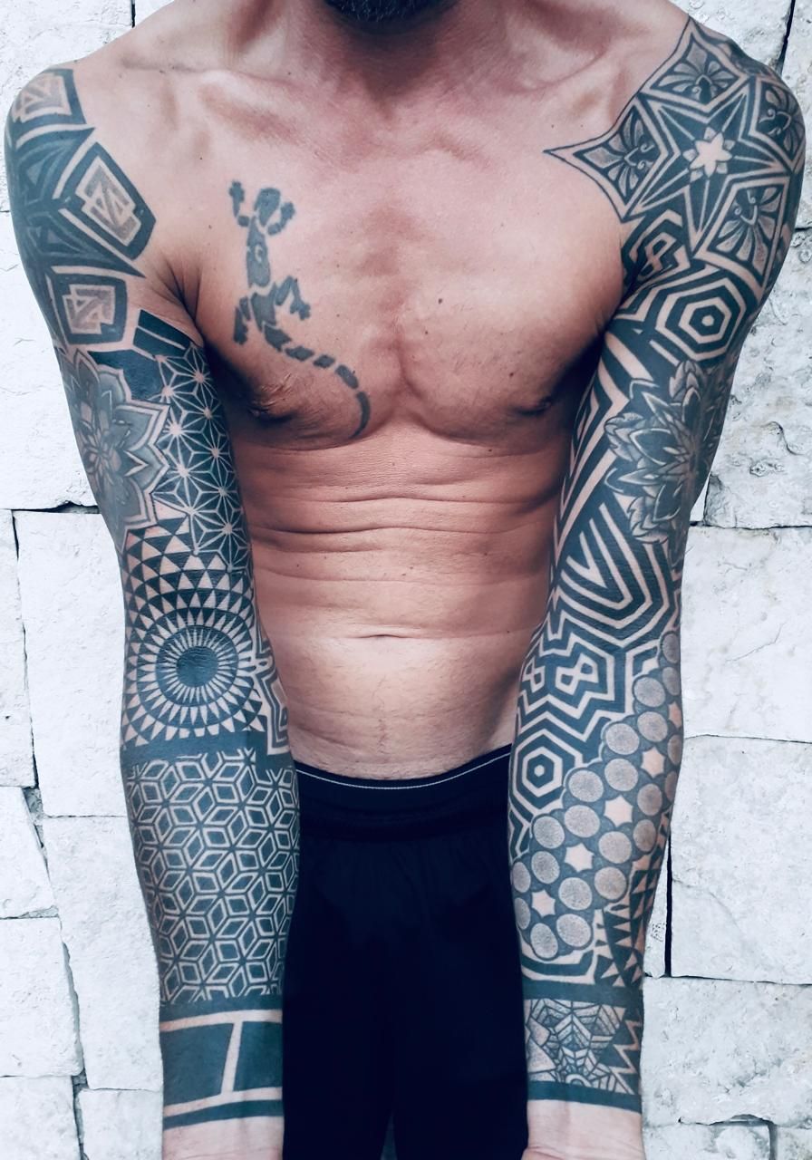 COLECTIVO HUNAB-KU TATTOO