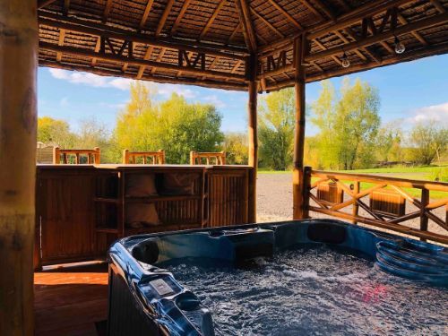 Luxury Self Catering Camping Pod Chipping Sodbury