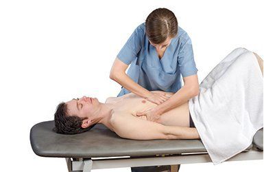 patient get treatment macquarie osteopaths patient get treatment