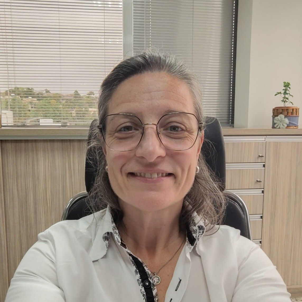 Testimonial Card Icon