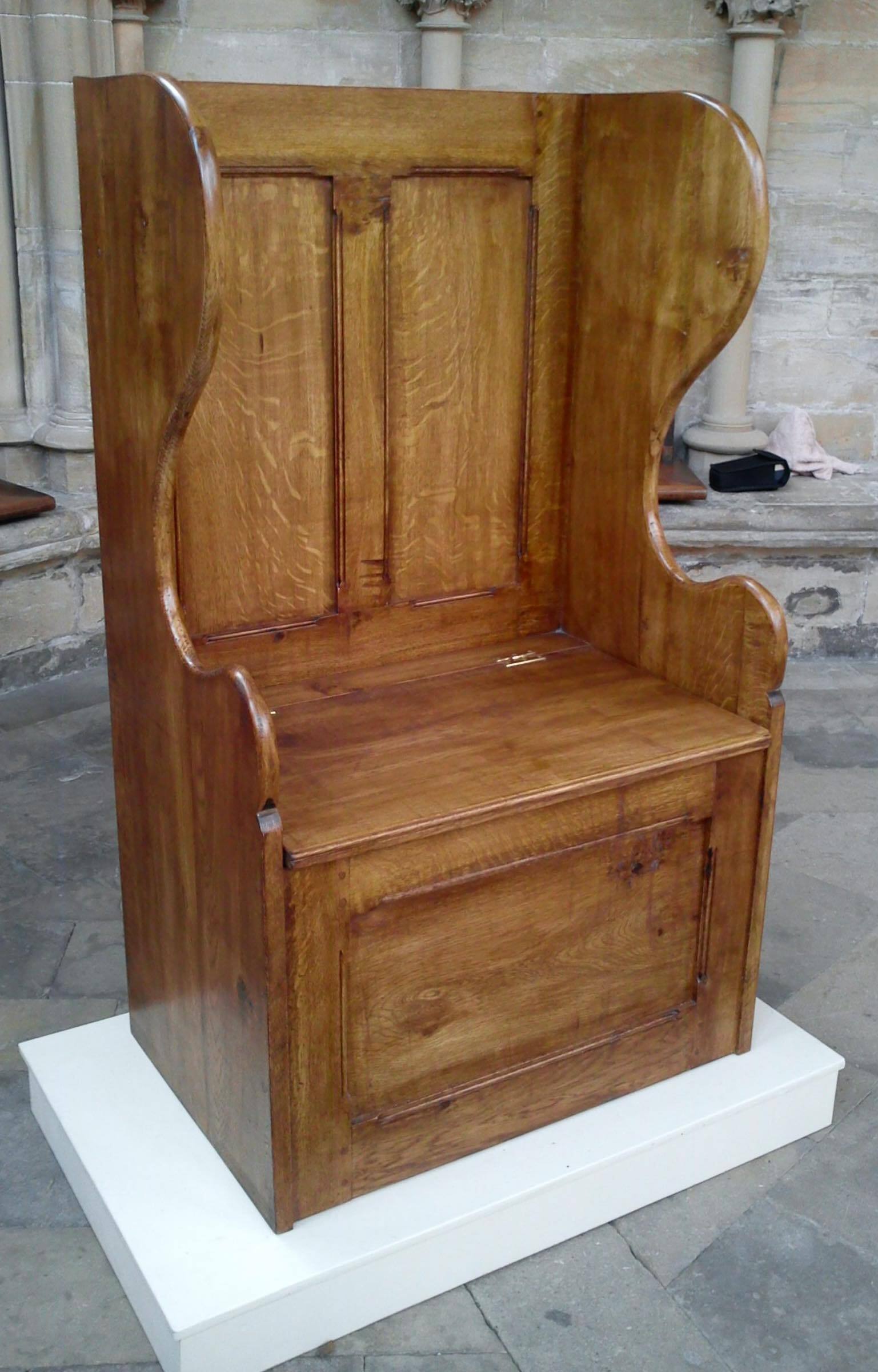 Oak box settle in English Oak, viewed from right hand side