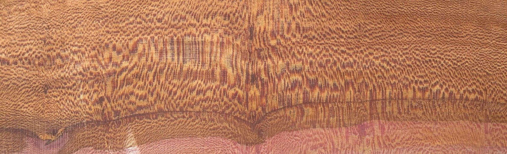 image showing grain colour and pattern of London Plane/Lacewood timber