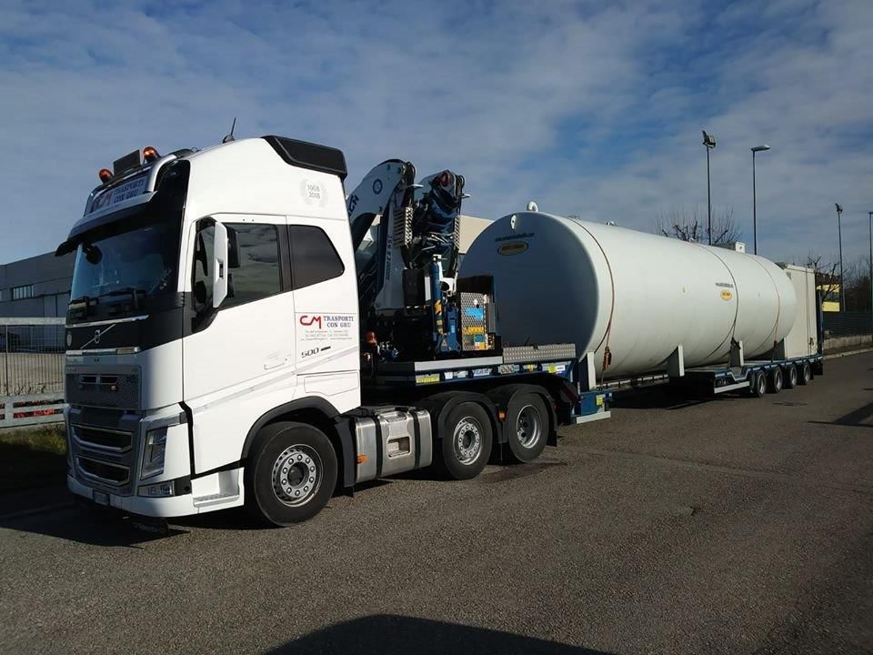 Camion per trasporti eccezionali