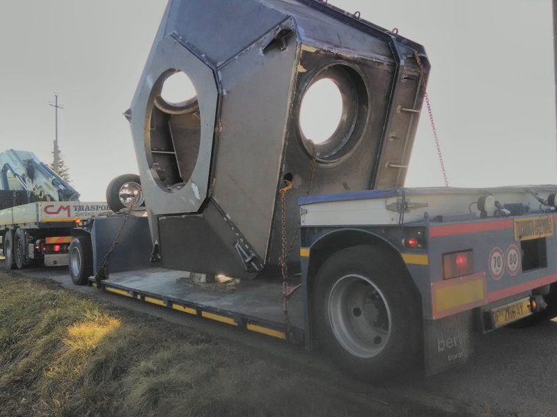 Azienda certificata per trasporti eccezionali di macchinari a Tarcento
