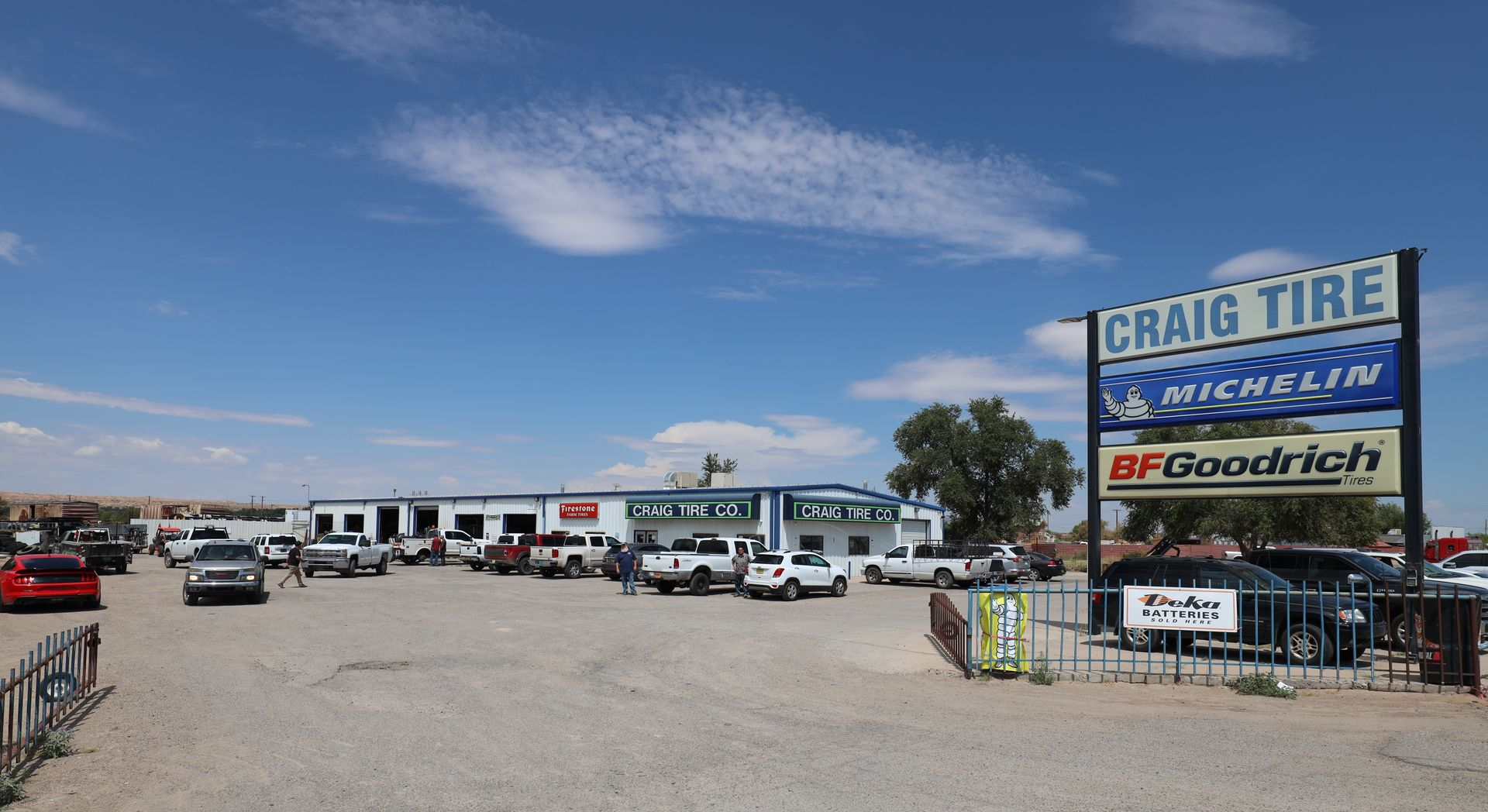 Shop front mobile hero | Craig Independent Tire Co.