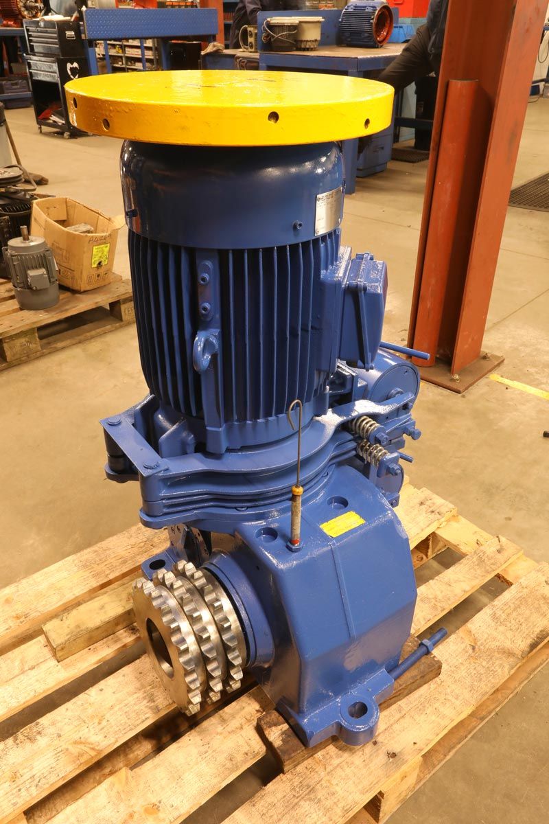 starter anchor on a white background