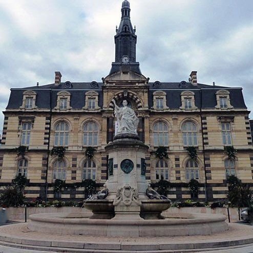 Image of Roanne city center